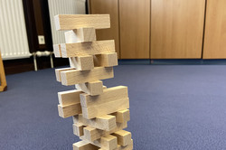 Turm aus Bauklötzchen