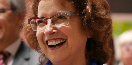 Porträt von Prof. Dr. Nitza Katz-Bernstein